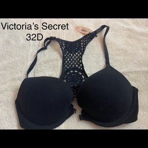 Victoria’s Secret 32D